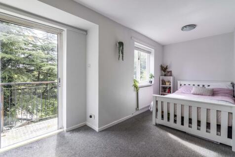 Six Double Bedrooms