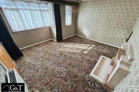 FIRST RECEPTION ROOM