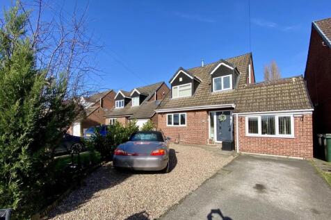 14 Manor Drive 1.jpeg