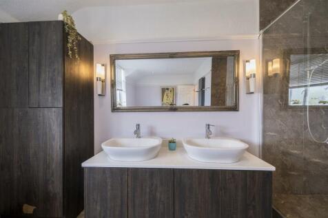 11A Whitegate Road-028.JPG