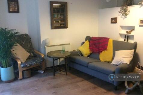 Living Area, Raised Bed