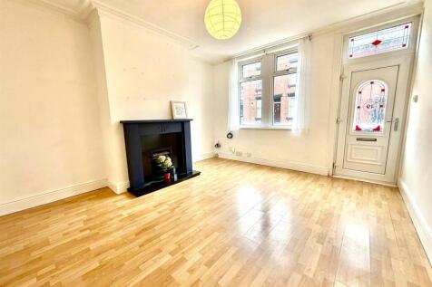 Living Room: