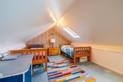 4 Bushell Close-13.jpg