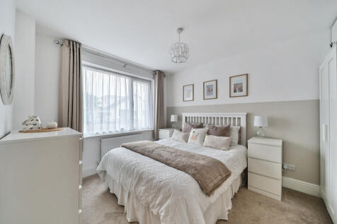 1302470-24-683821...