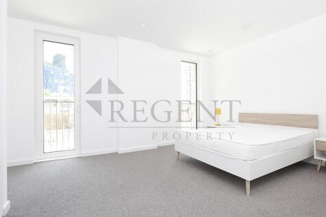 Bedroom view with wi