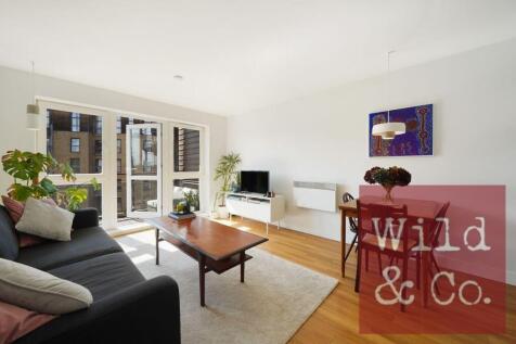 Fenland House - pCMJ6NtaNRQlc6GDstOC.jpg