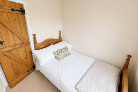 7 The Row, Main Street, Slawston, Leicestershire photo 5