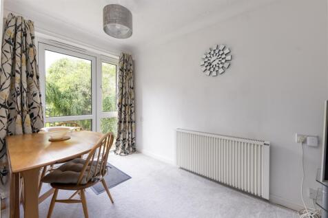 Clachnaharry Court 0005.jpg