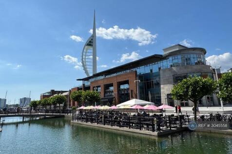 The Crescent, Portsmouth, PO1 photo 3