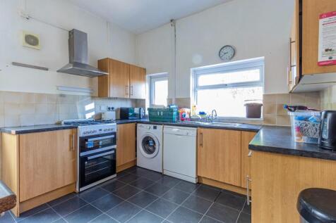 Pentyrch Street, Cathays photo 3