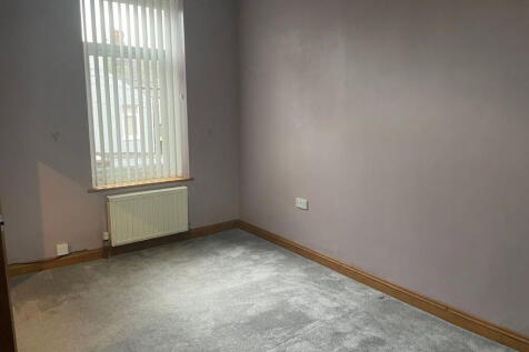 Park Avenue, Barrow-in-furness, LA13 9BN photo 5