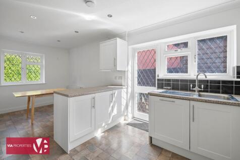 The Chimneys Middle Street Nazeing Waltham Abbey EN9 2LG via pro