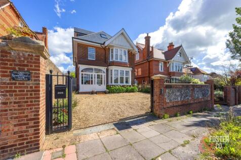 Dyke Road, 306-039.jpg