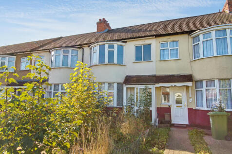 6 Cedar Avenue, Waltham Cross, EN8 8AU