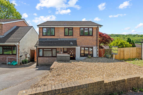 23_Bryn_Derwen_24-2