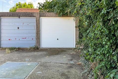 Garage.jpg.jpg