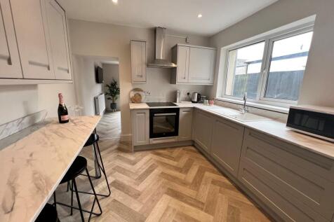 Meadow Street, Treforest, Pontypridd photo 4