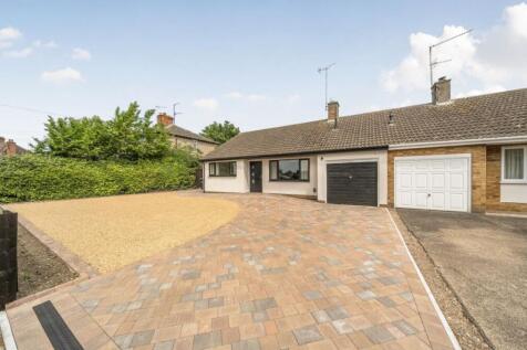 Rushden, NN10 - property photo