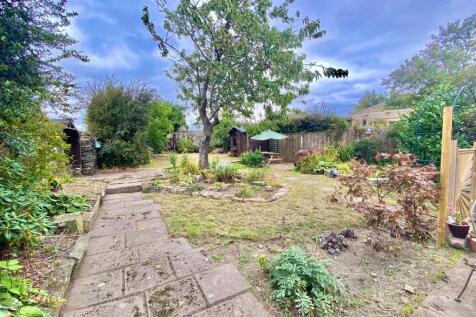 FURTHER EXTERNAL PHOTOGRAPHS