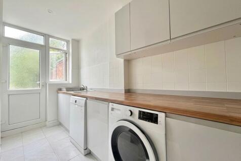 Aylestone Drive, Leicester, LE2 photo 3