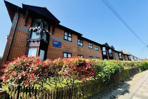 Presented by Nicoleta at EweMove Bexleyheath and D