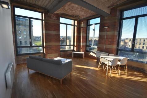 Kitchen / Lounge