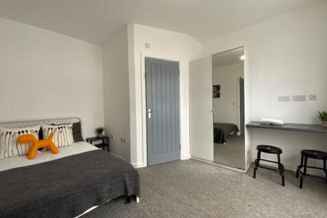 Bedroom 1 En-Suite