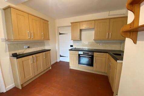 Kitchen 3.jpg