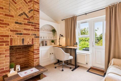 Horseshoe Cottage, New Farm, Green End, Landbeach, Cambridge photo 3