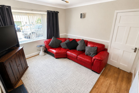 Bridge Road, Doncaster, DN4 photo 3