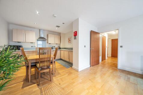 Reception/Kitchen