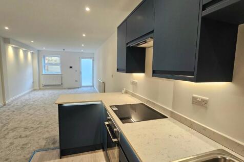 1 Tamara Court
