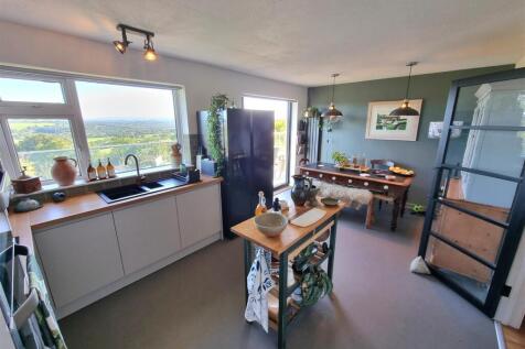 Kitchen &amp; Dining.jpg