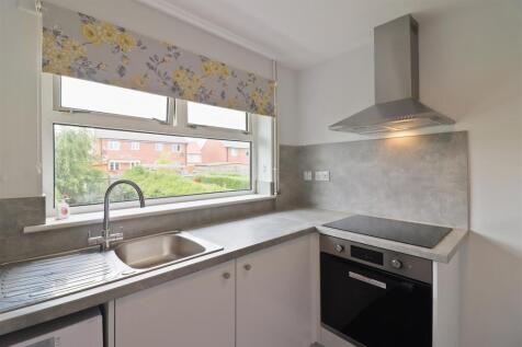 Rosewood Close,,Dunston photo 3
