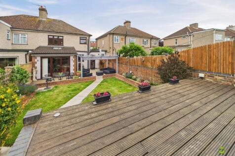 Presented by Clinton Crawford - Ewemove Bexley and