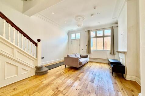 LUXURY TOWNHOUSE- Camden Street, Birmingham, B1 photo 3