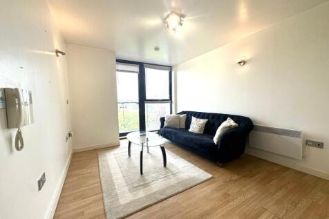 One Bedroom Apartment in the heart of the City Ce