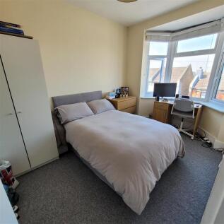 Bedroom (2).jpg