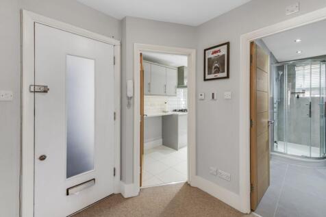 St Leonards Court, St Leonards Road, Mortlake, SW14 photo 4