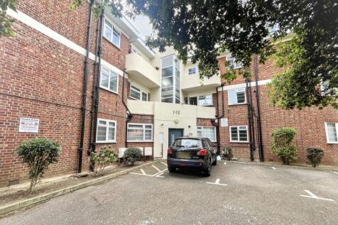 11 Benwood Court, Benhill Wood Road, Sutton, SM1 3SS