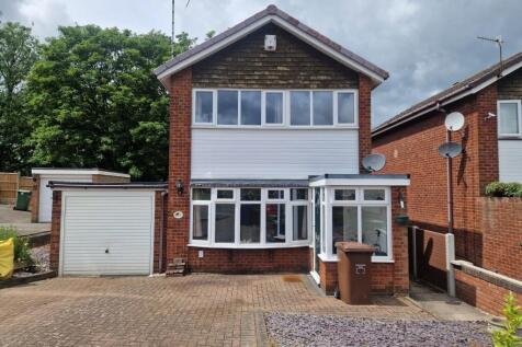Mayflower Drive - A 3 Bedroom Detached House For 