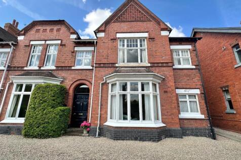 Click to visit Rightmove listing