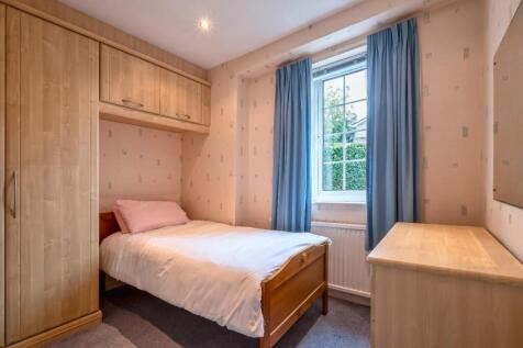 6 Willowdene Gardens (5 of 23).jpg