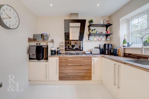 8A Edwald Road (2).jpg