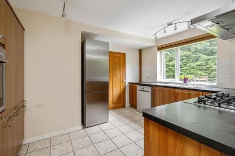 27 Greville Drive_9.jpg