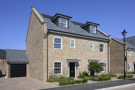 Lorimer Avenue, 
Alfold Road, 
Cranleigh, 
GU6 8WQ. 4 bedroom semi-detached house for sale