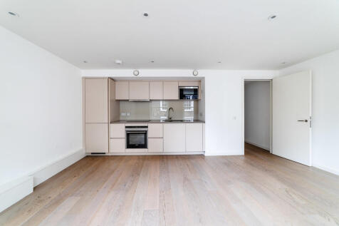 Fouberts_Place_01