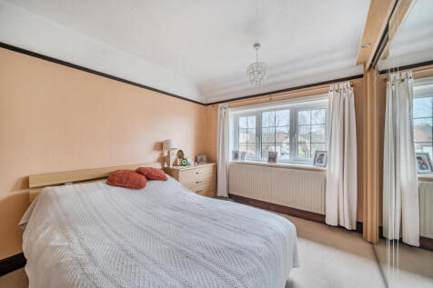 1388441-5-693c3b6...