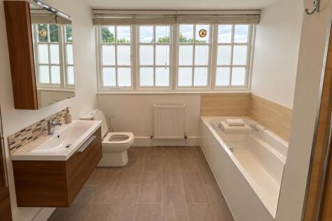 The Grange, London, SW19 photo 3