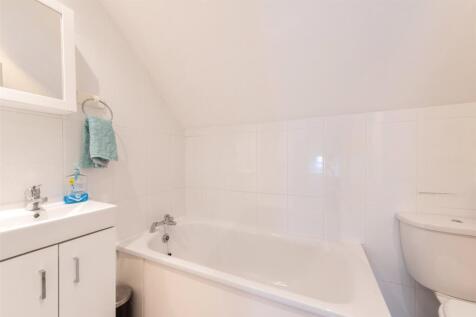 Leigham Vale, Streatham Hill, Lambeth, London, SW16 photo 3